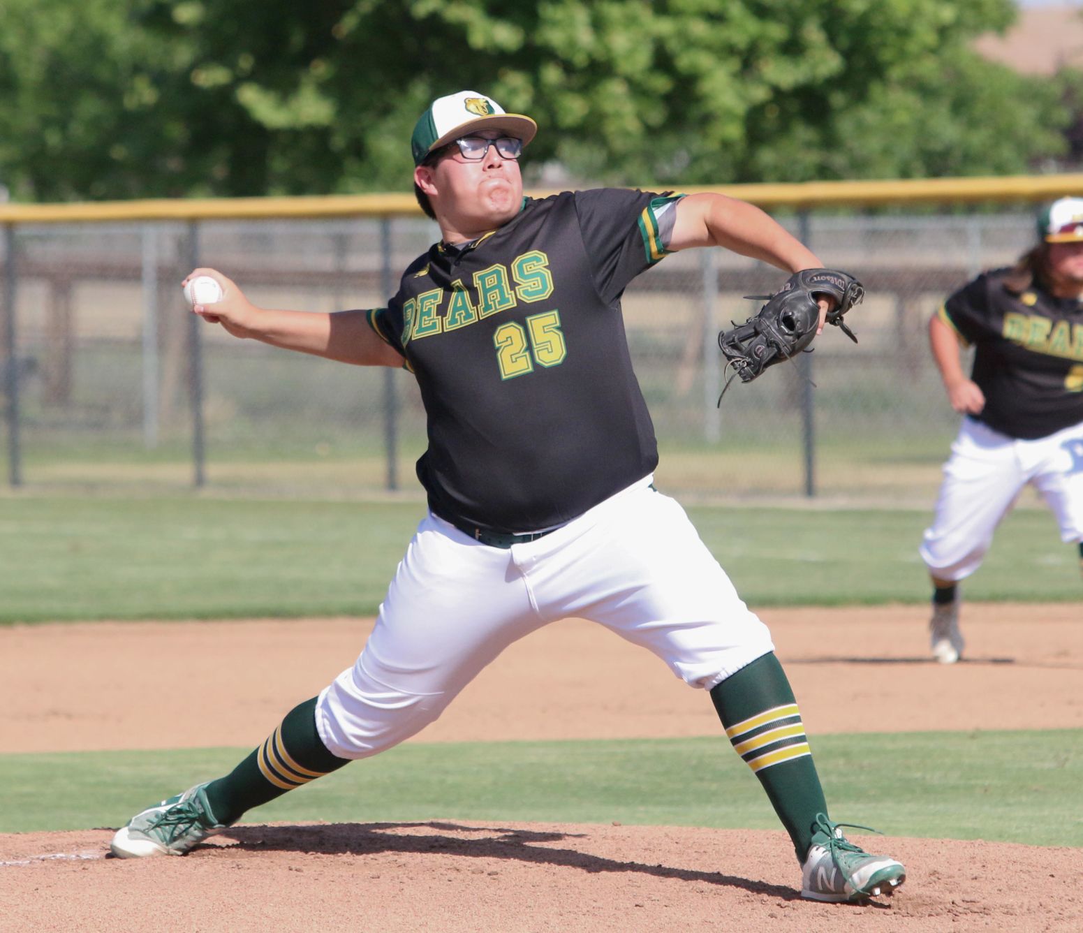 Top-seeded Golden Bears upset by No. 16 seed in extra innings